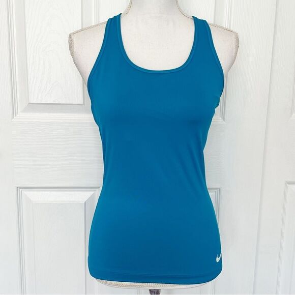 Nike Blue Active Dry Compression Tank Top Size Medium - Picture 1 of 4